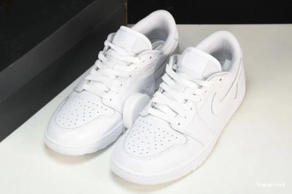 Hyperoad Golf White 1 Retro Triple Low Jordan 0908